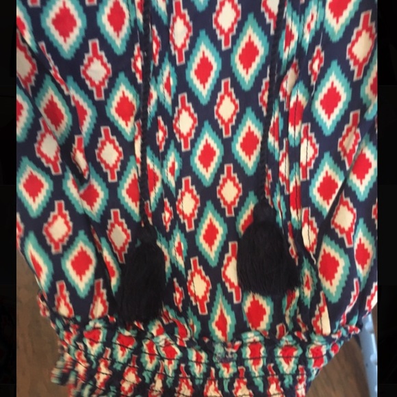 Fun top! - Picture 2 of 3